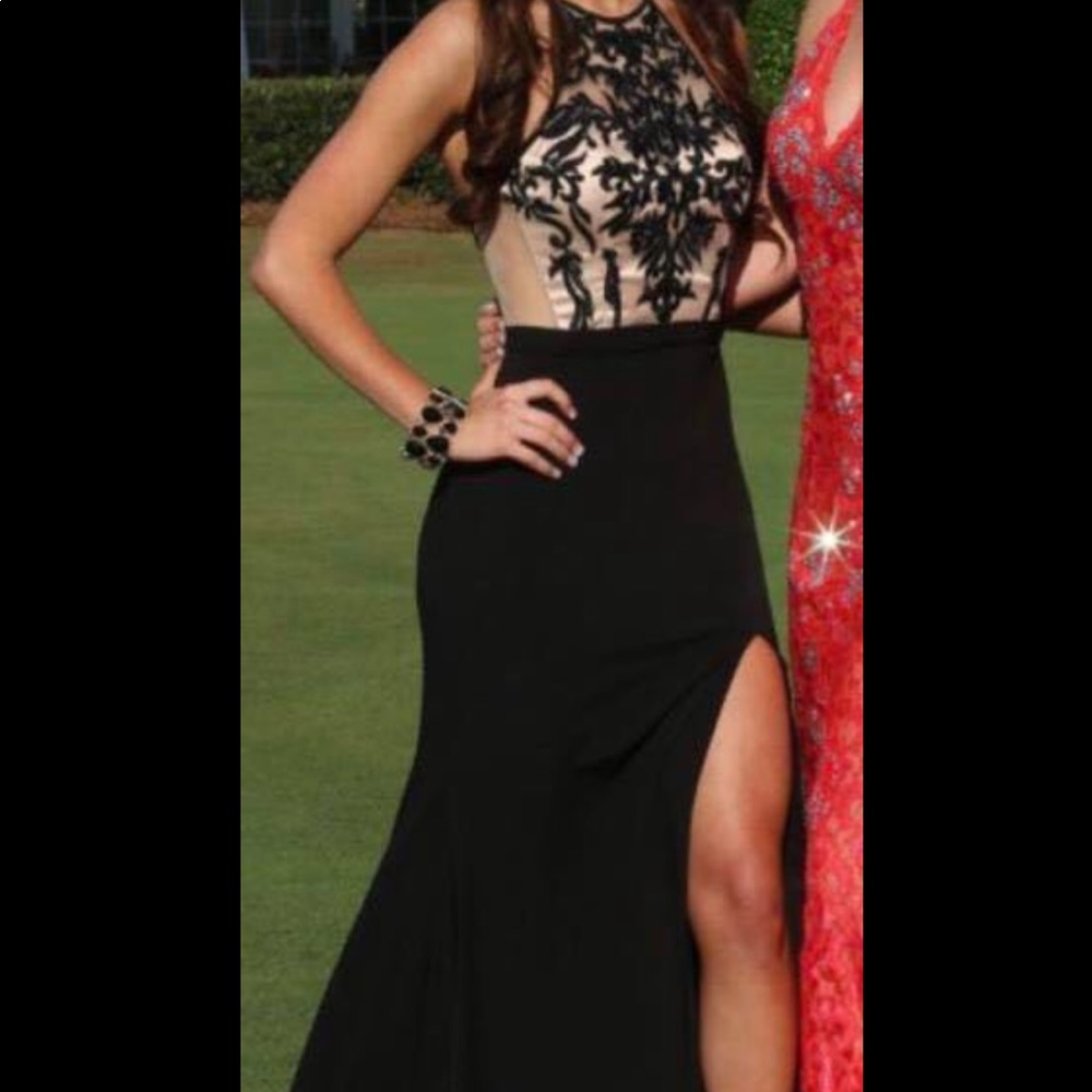 Prom and formal dress